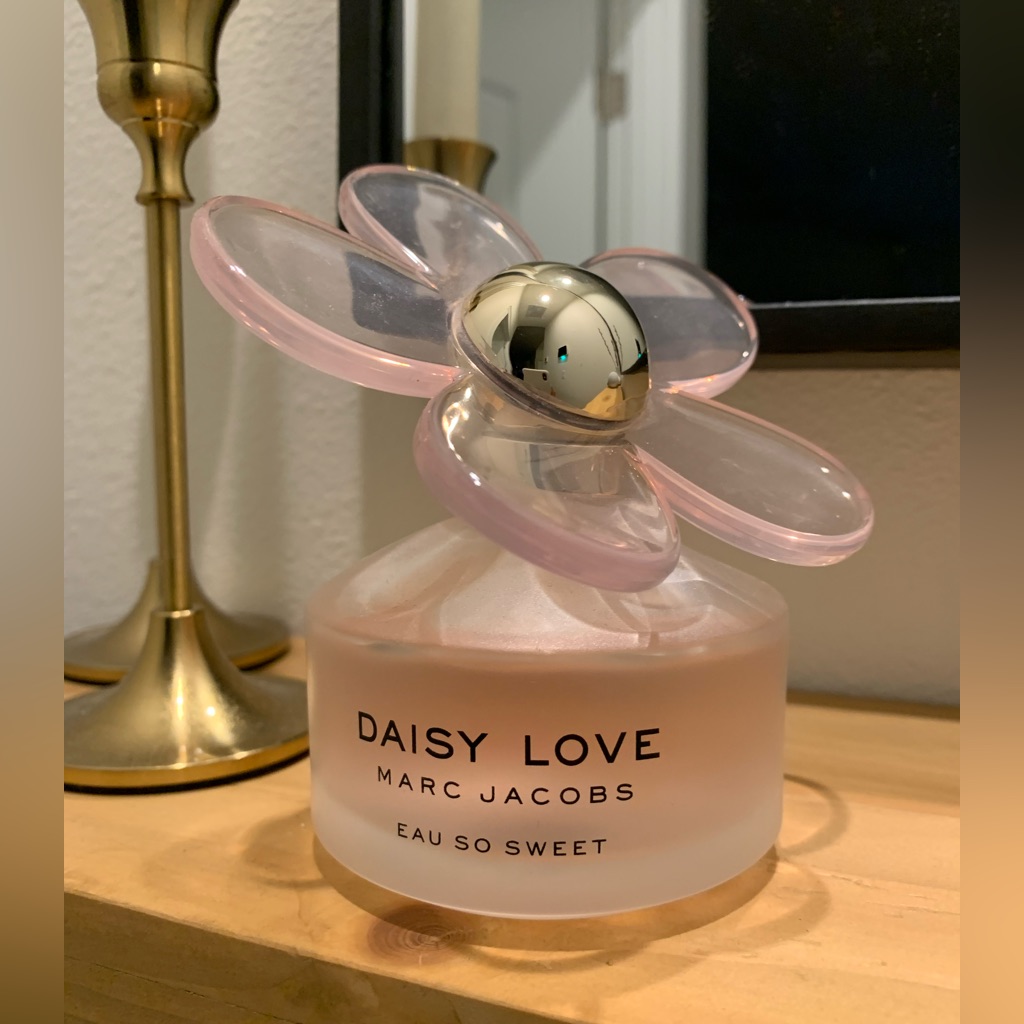 Marc Jacobs Daisy Love Perfume